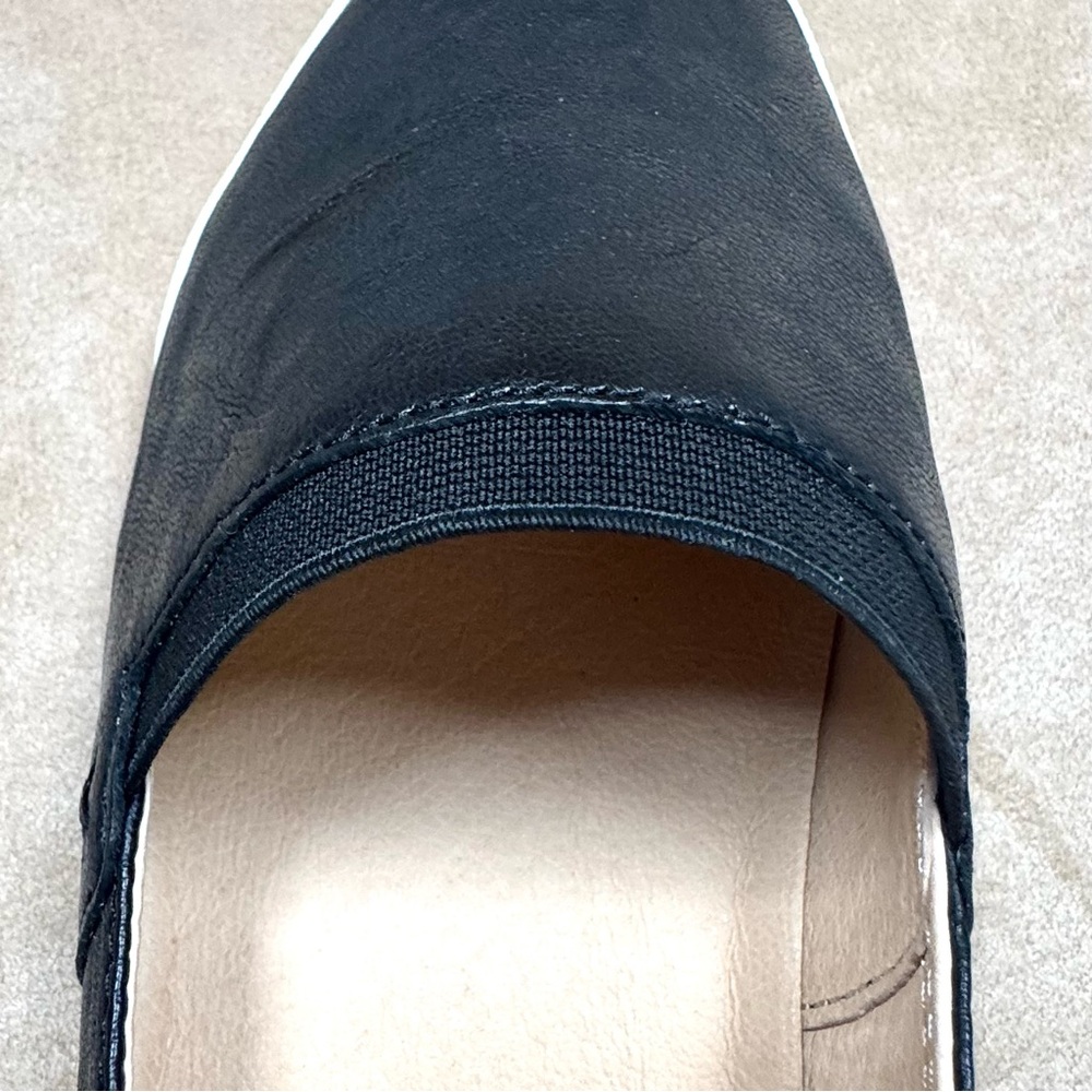 New Frye Melanie Soft Leather Slip On Flats Sneakers Black Leather 8.5 Box - Picture 7 of 13